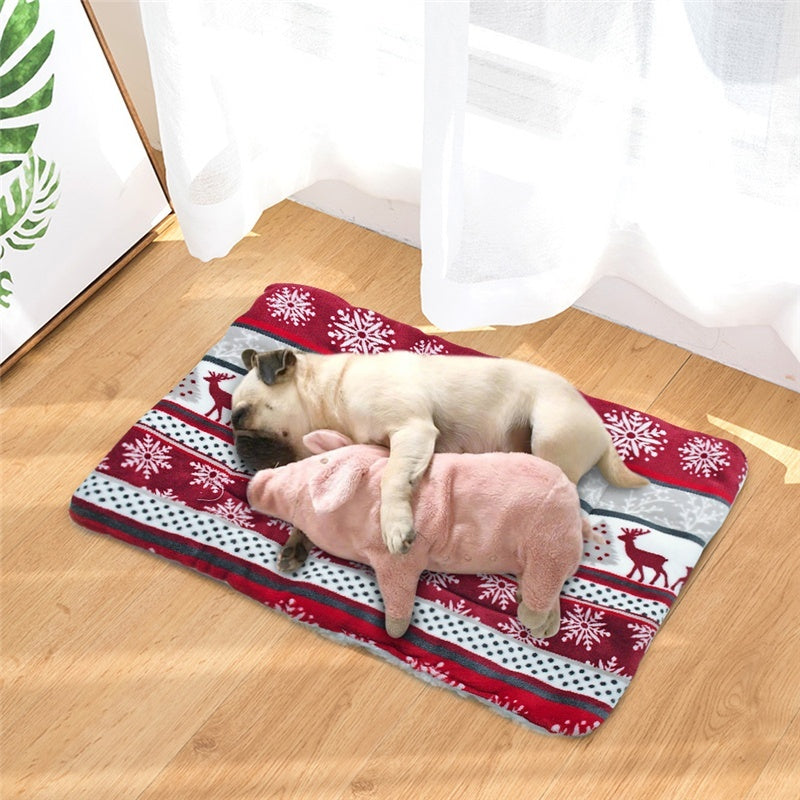 Pets Might | Pet Blankets, Towels & Cooling Mats